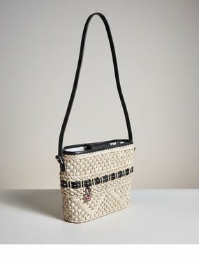 ✨ Brighton Woven Straw Bucket Bag Black Leather Charm Coastal Boho NWOT